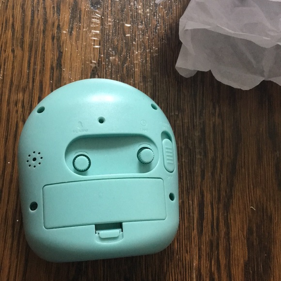 Digital clock - Picture 4 of 4